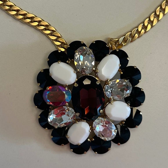 Rebekah Price Swarovski Crystal Flower Pendant on Wide Gold Italian Chain - Picture 8 of 12